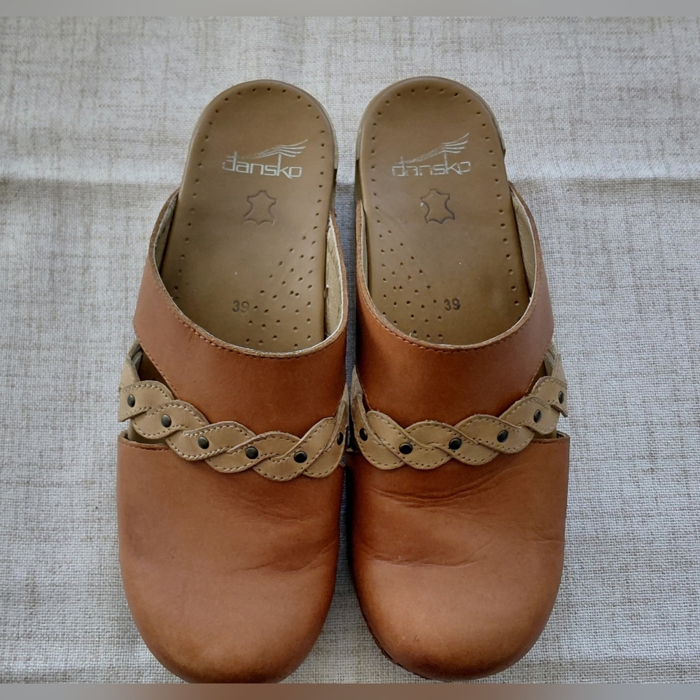 Dansko Women's Brown Leather Mules with Tan Accents Size 39/ 8.5